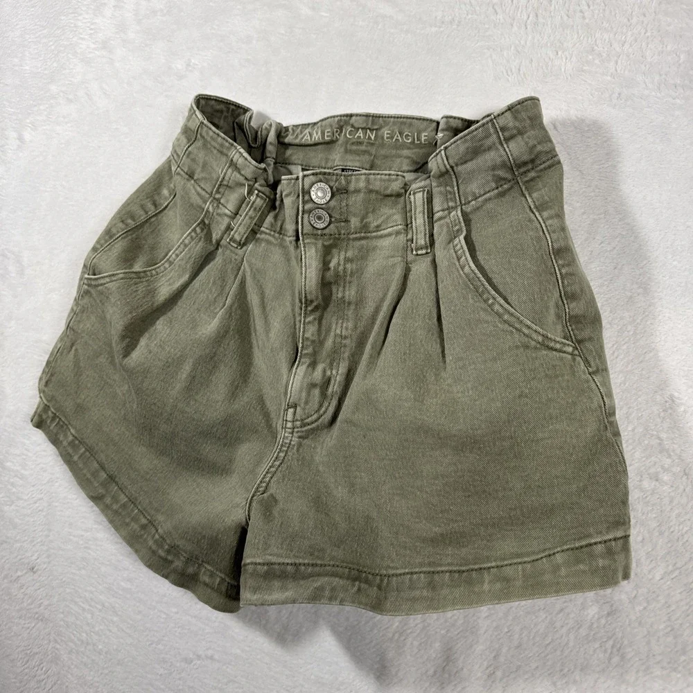 American Eagle Women's 6 Green Gray‎ Shorts Stretch Cotton Blend